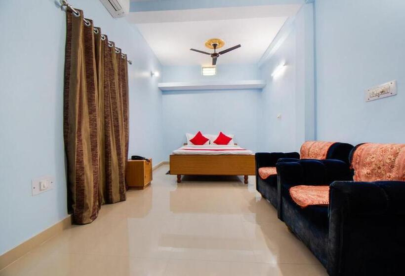 Triple Classic Room, Spot On 28156 Adam S Bridge International