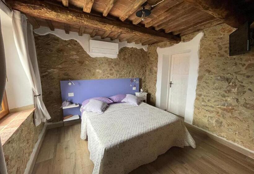 标准三人间, B&b Il Volo