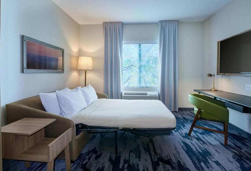 キングサイズベッドのスイートルーム, Fairfield Inn & Suites By Marriott Midland