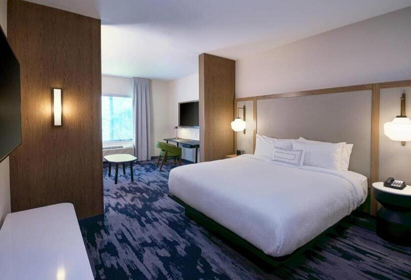 キングサイズベッドのスイートルーム, Fairfield Inn & Suites By Marriott Midland