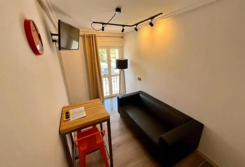 スイート, Lotila Flats Hostal Rio Caudal