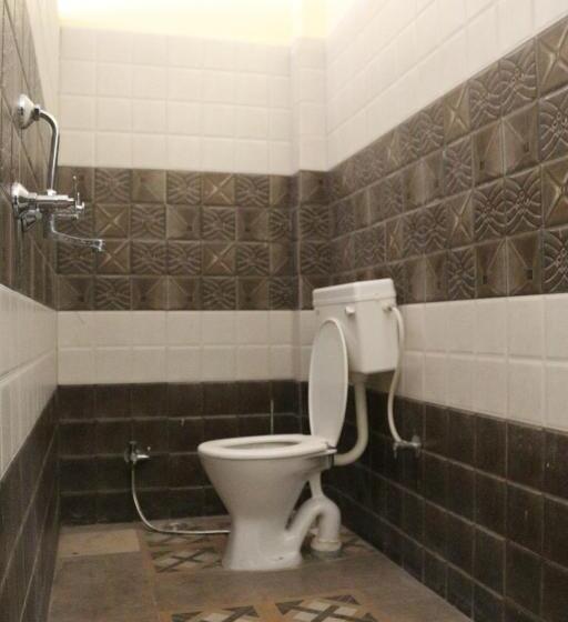 اتاق اکونومی یک تخته, Mother Hostel