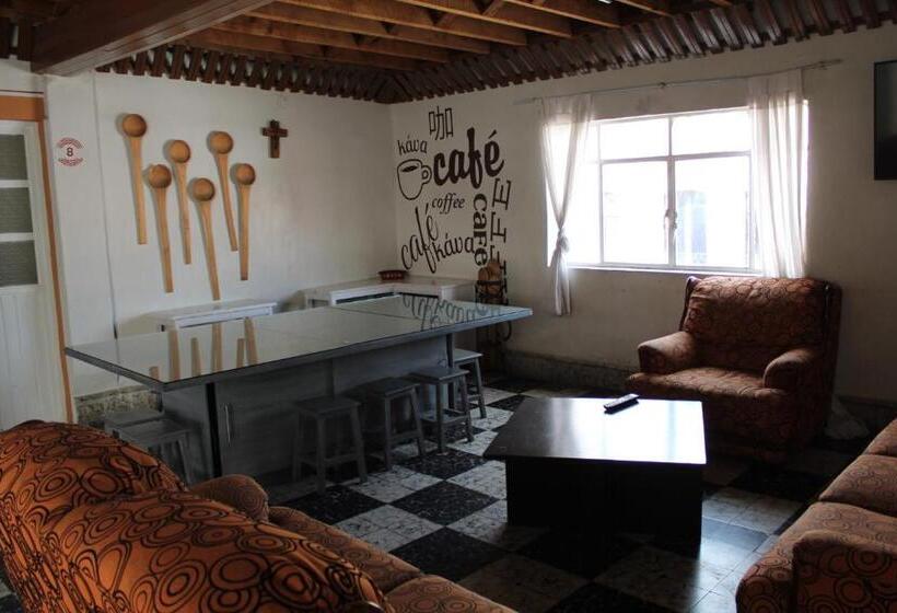 غرفة قياسية, El Rincón De Jesusita