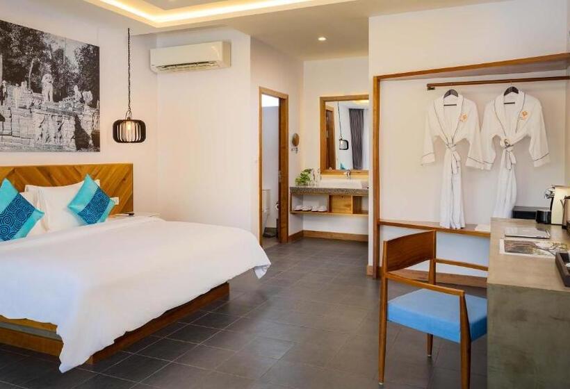 小室, Grand Venus La Residence