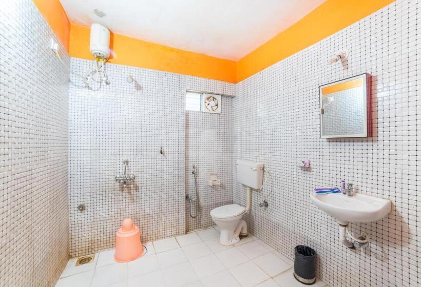 스탠다드 룸, Kiara Hotel Goa