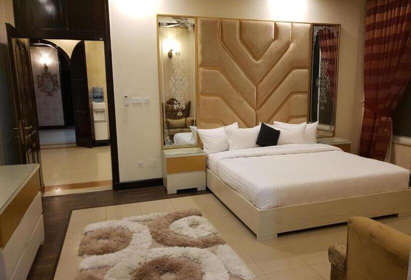 بانگلوی استاندارد 2 خوابه, Royal Villa F 10/2