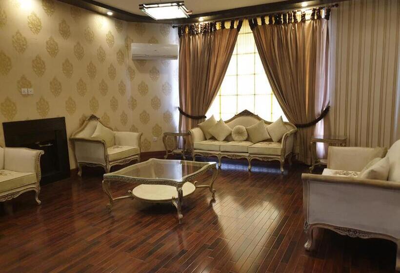 بانگلوی استاندارد 2 خوابه, Royal Villa F 10/2