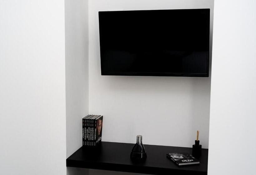 Quarto Estandar, White Rooms
