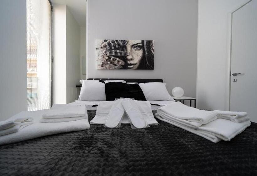 Quarto Estandar, White Rooms
