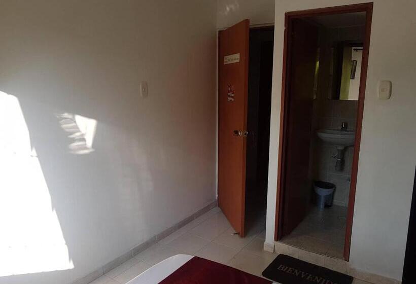 수피리어 룸, Don Juan Colonial