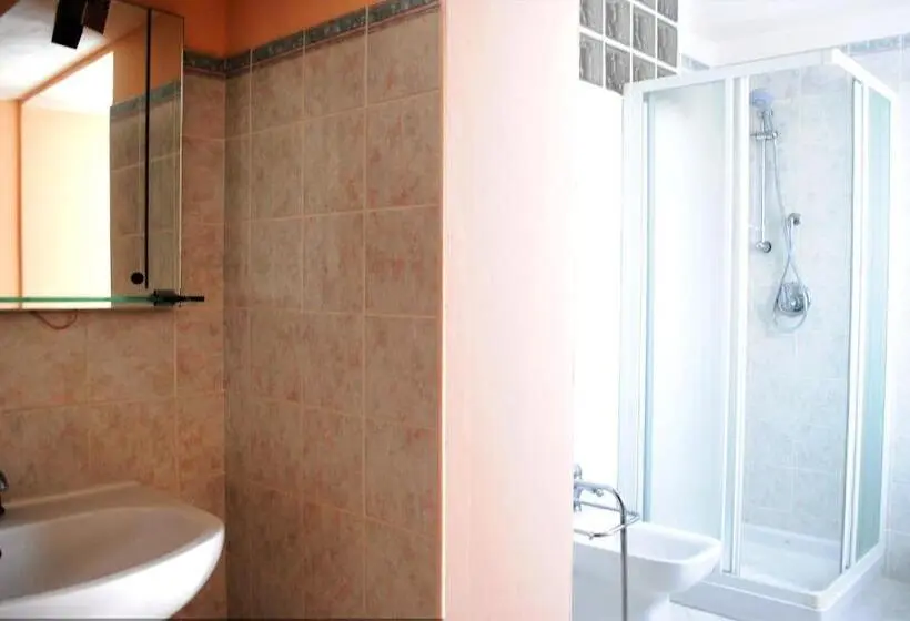 اتاق لوکس, Agriturismo Melograno D'oro