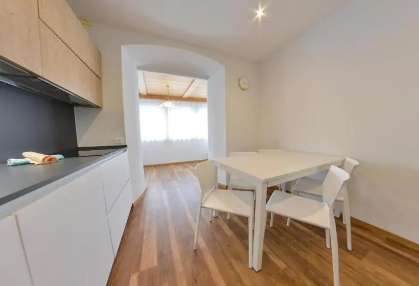 Huoneisto 1 Makuuhuone Näkymä, Apartments Mupan