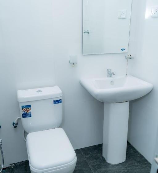 Superior Family Room, Rainforest Holiday Inn