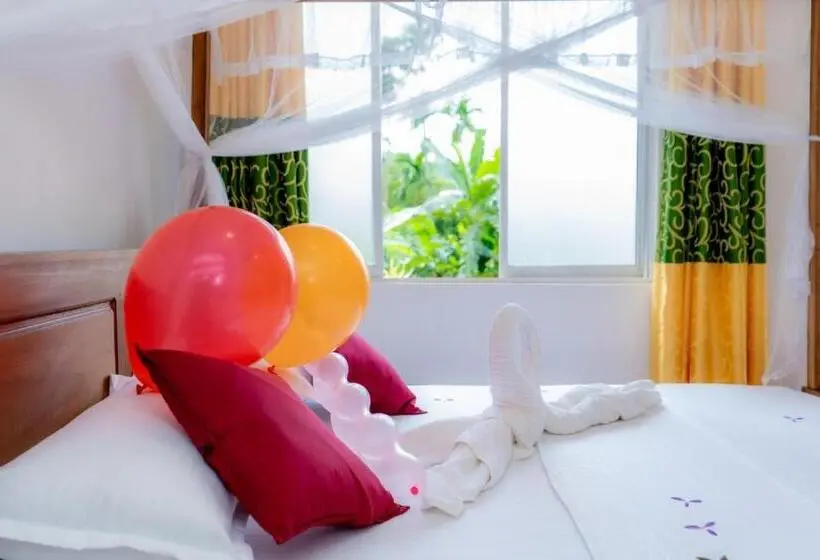 エコノミールーム, Rainforest Holiday Inn