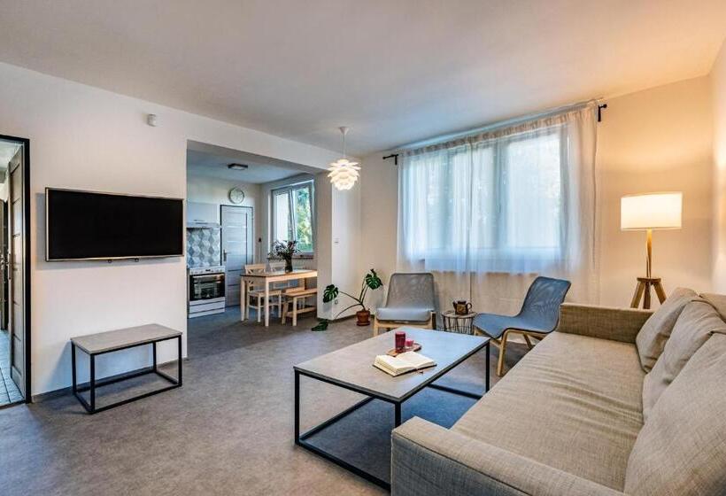 带1个卧室带花园景观的公寓, Bergresort Apartments