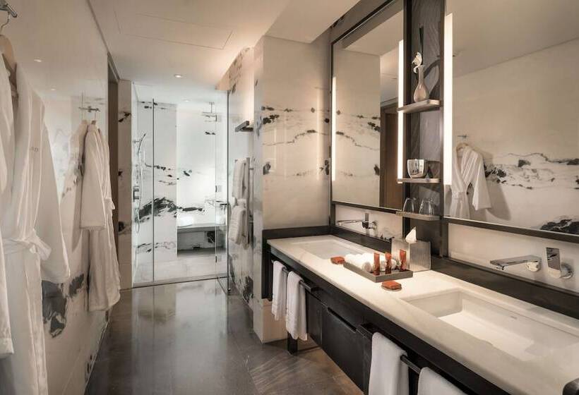 סוויטה דלוקס, Conrad Shenyang