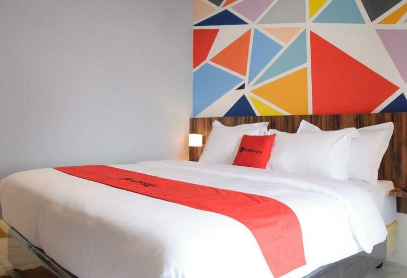 Номер Стандарт, Reddoorz Plus Near Unimed Medan