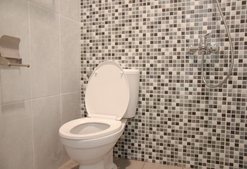 Номер Стандарт, Reddoorz Plus Near Unimed Medan