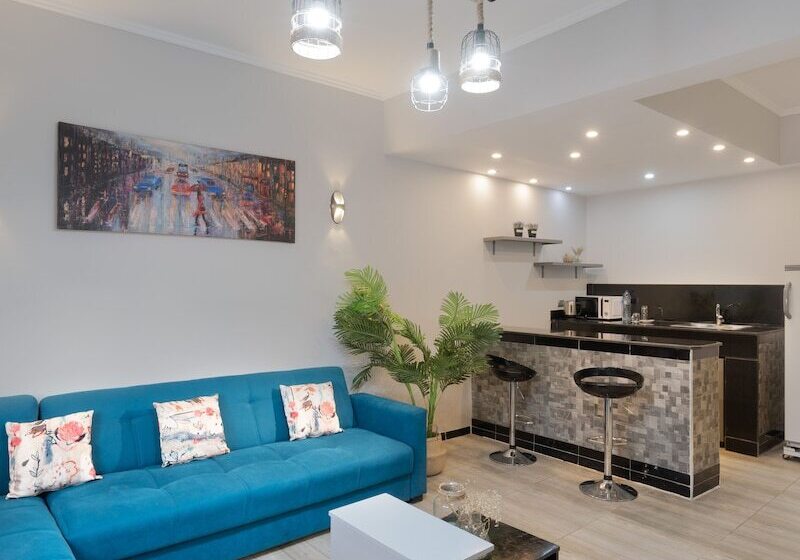 کلبه ییلاقی, Assiut Cement