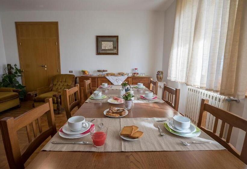 חדר סטנדרט, Zia Regina