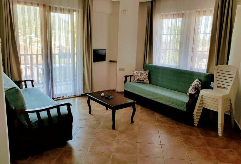 ファミリールーム, Santo Akyaka