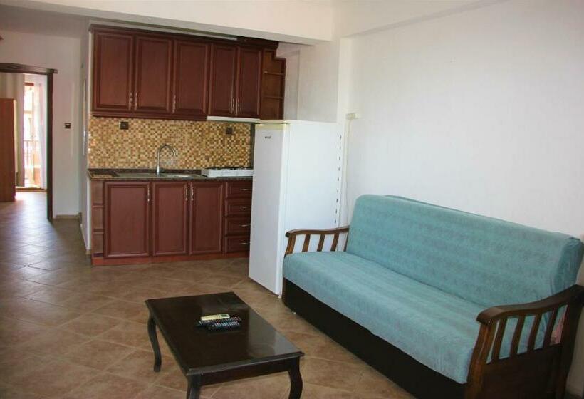 ファミリールーム, Santo Akyaka