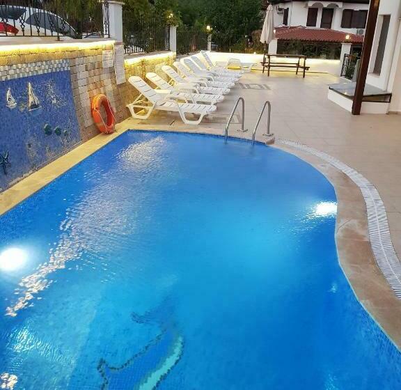 ファミリールーム, Santo Akyaka