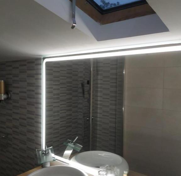 جناح مزود بحمام سباحة, Posada Rural Spa Granja La Tejera De Lozoya