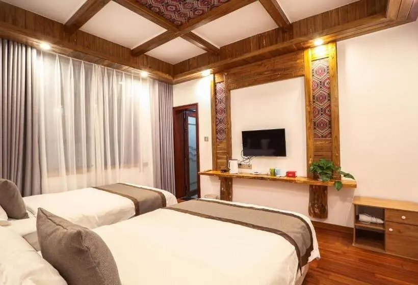 اتاق استاندارد, Easy House