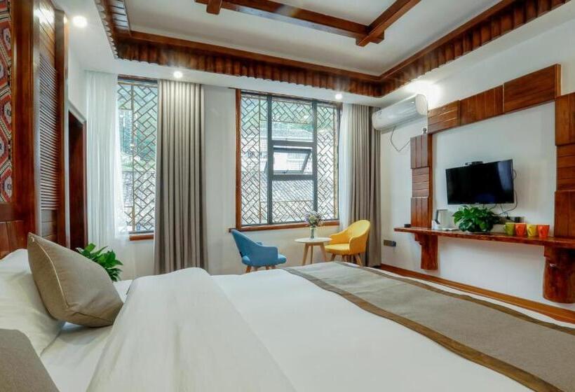 Стандартный Номер Кровать Кинг, Easy House