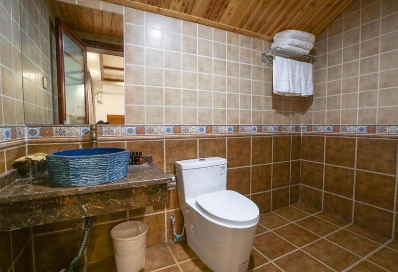 Апартаменты 3 Спальни, Easy House