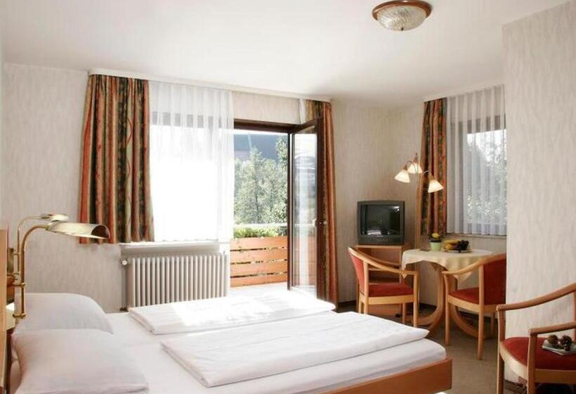 Номер Стандарт, Pension Waldfrieden