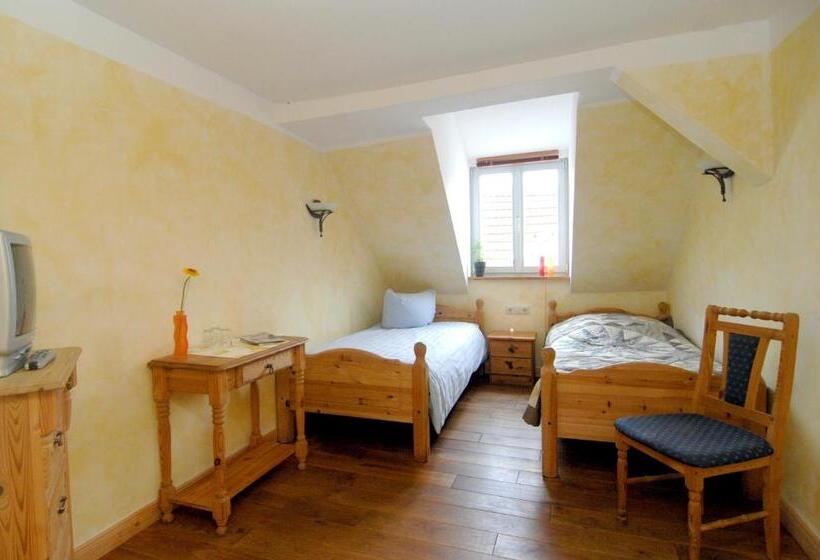 Номер Стандарт Трехместный, Aegidienhof