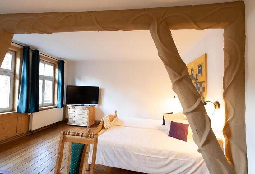 Семейный Номер, Aegidienhof