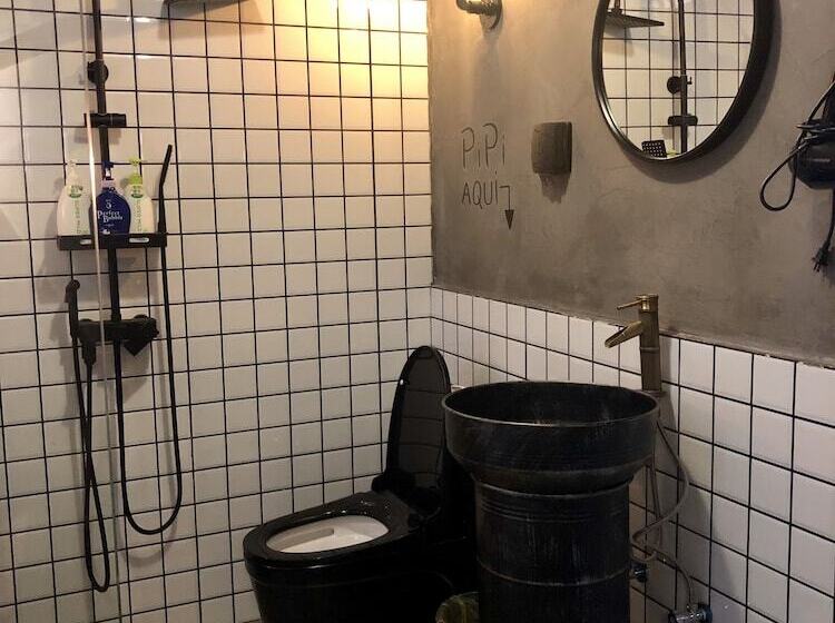 חדר סטנדרט, Black Gold Factory Boutique Design