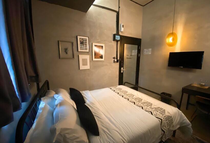 חדר סטנדרט, Black Gold Factory Boutique Design