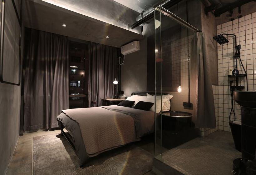 Номер Стандарт, Black Gold Factory Boutique Design