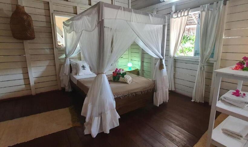 اتاق استاندارد, Ecolodge Le Ravoraha