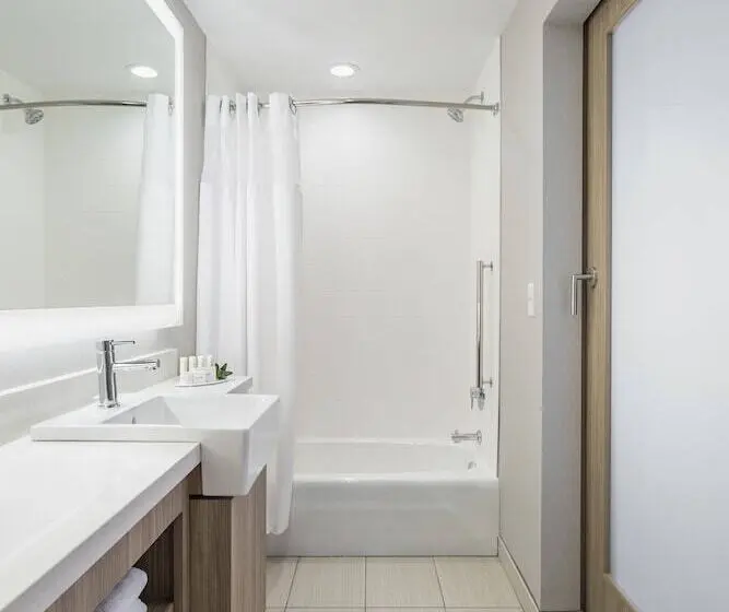 スイート, Springhill Suites Madison
