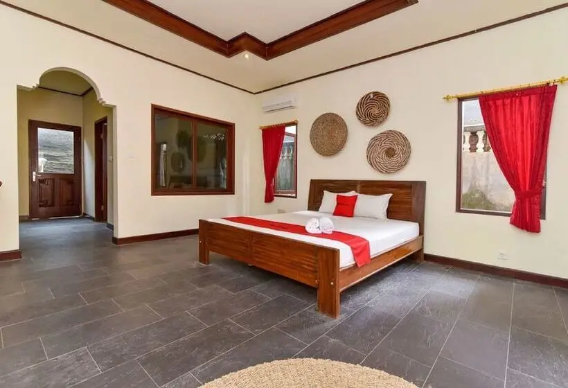 デラックスルーム, Reddoorz Plus Near Seminyak Square