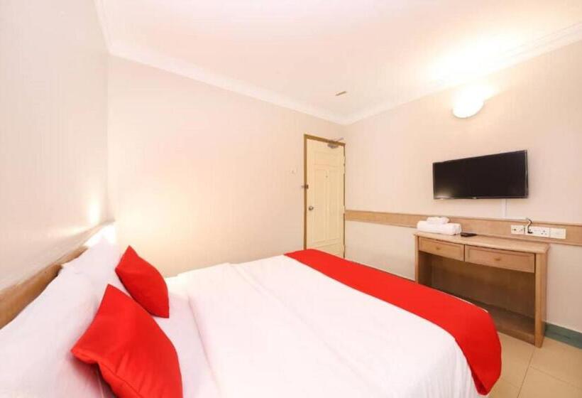 اتاق لوکس, Famous Inn