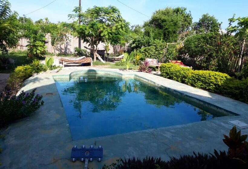 Семейный Номер, Sweet Home