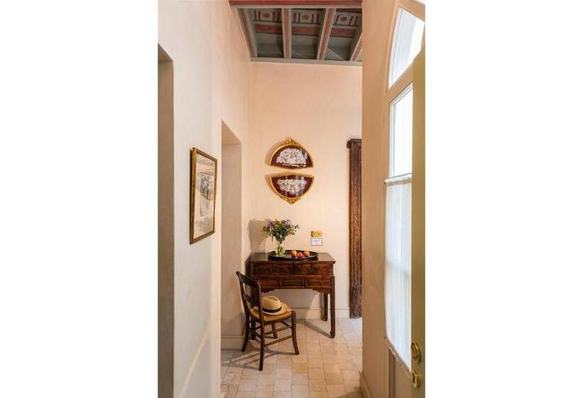 آپارتمان 1 خوابه با بالکن, Ch Apartments Boutique