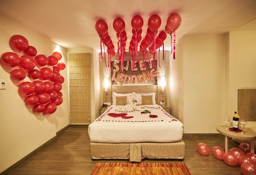 اتاق لوکس, Crowne Imperial