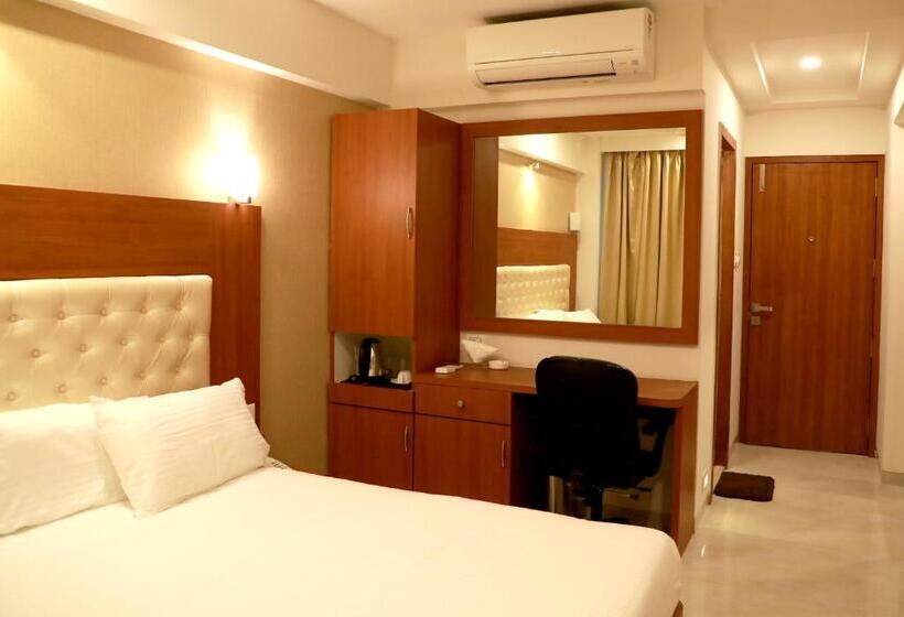 اتاق سوپریور با تخت بزرگ, Lords, Fort