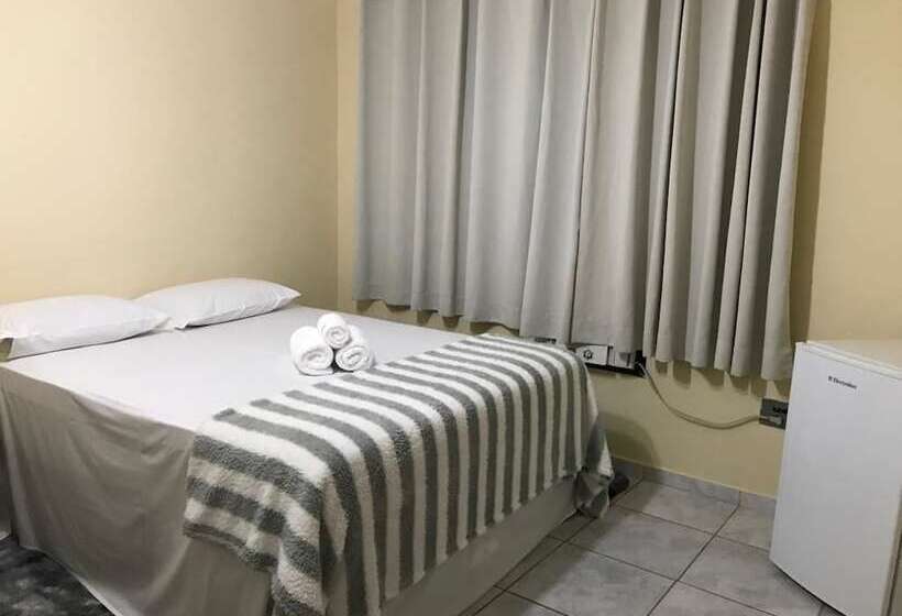 Quarto Estandar, Turismo