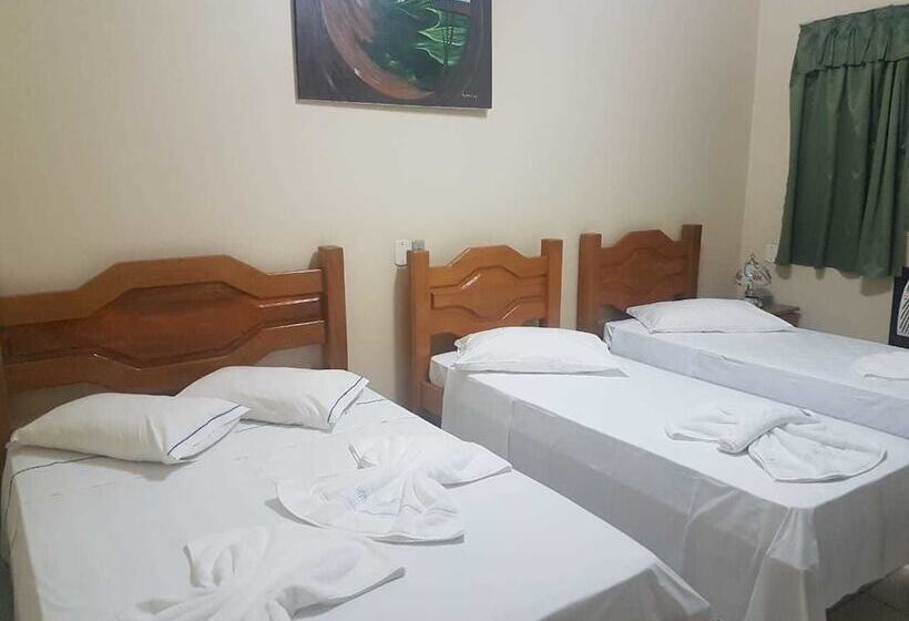 Quarto Quádruplo Estandar, Turismo