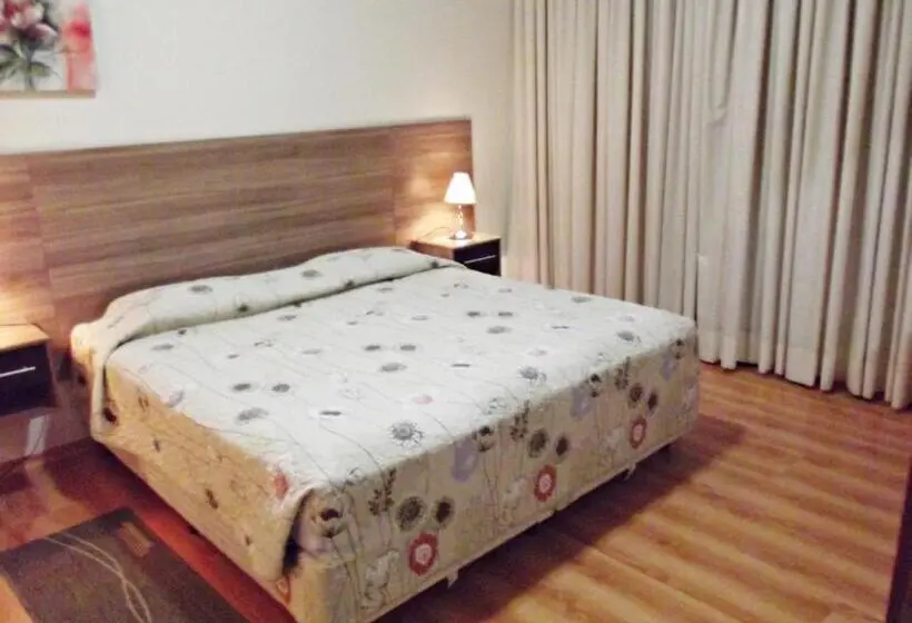 デラックススイート, Apart Hotel Acrópolis