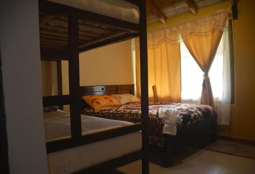 اتاق خانوادگی, Sol De Piedra