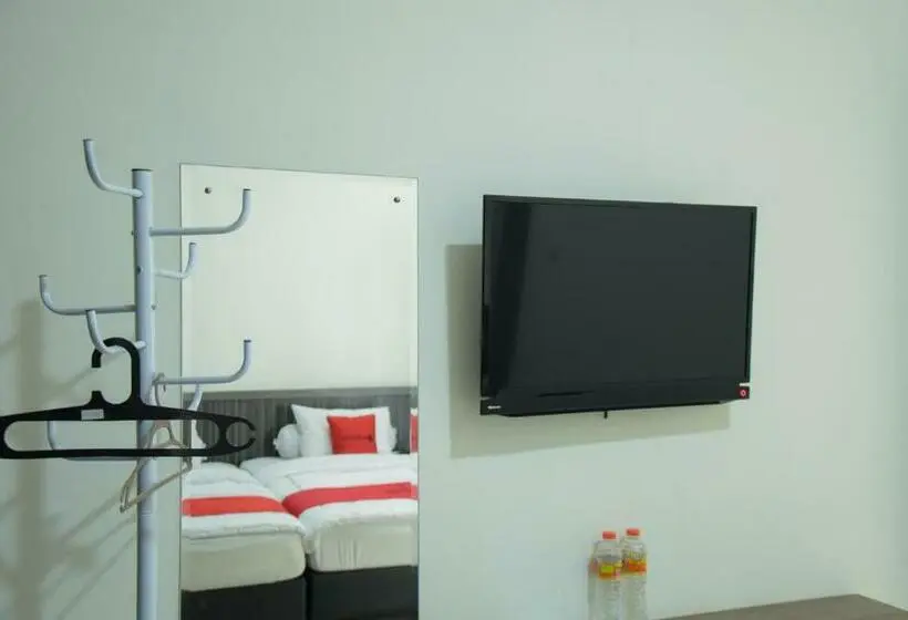 ファミリールーム, Reddoorz Near Gor Satria Purwokerto